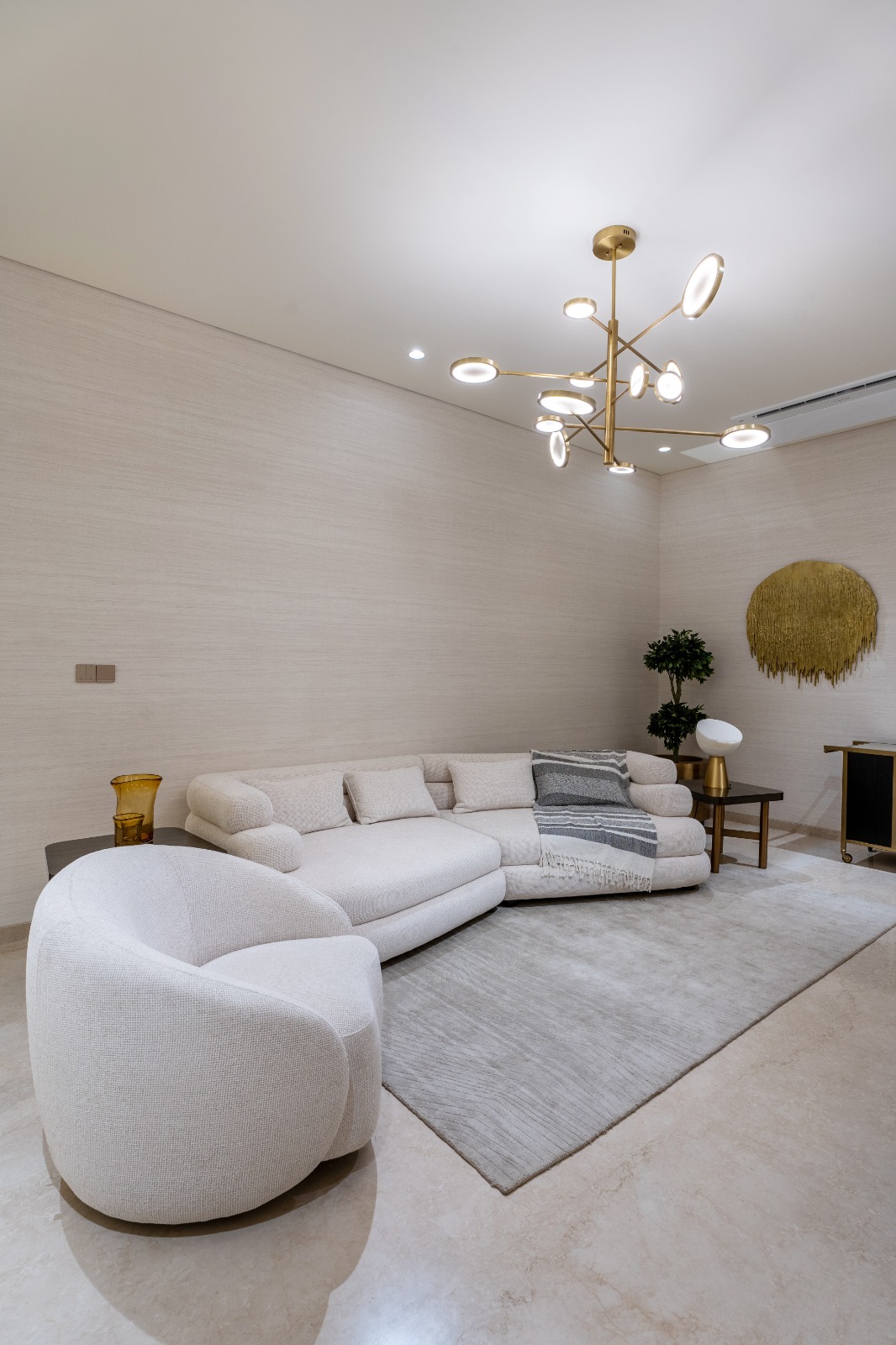 YOO Pune (Apartments)